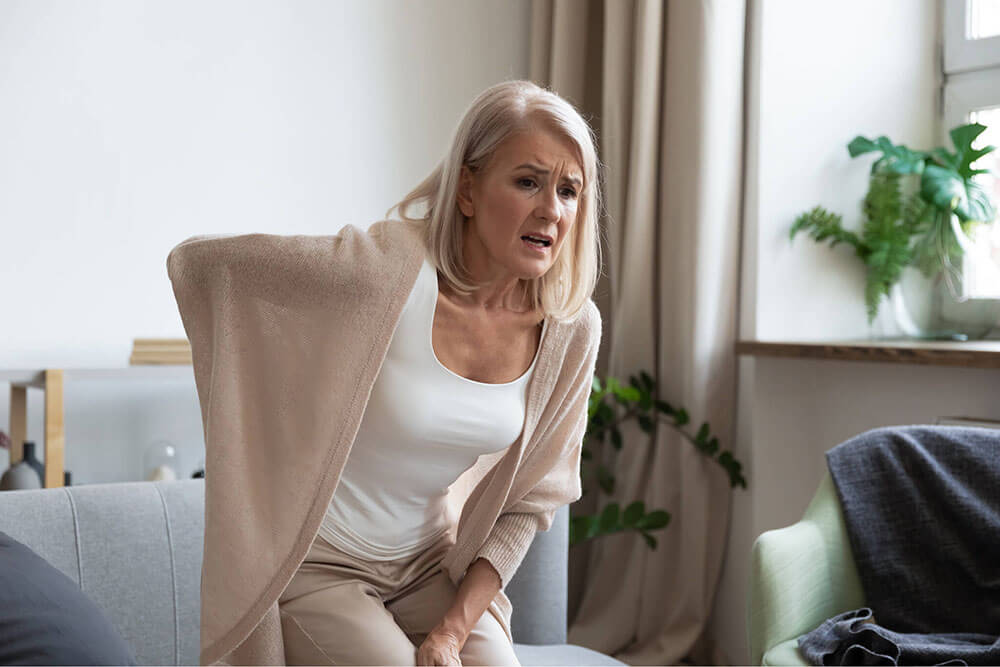 Œdème osseux lombaire : causes, symptômes et options de traitement