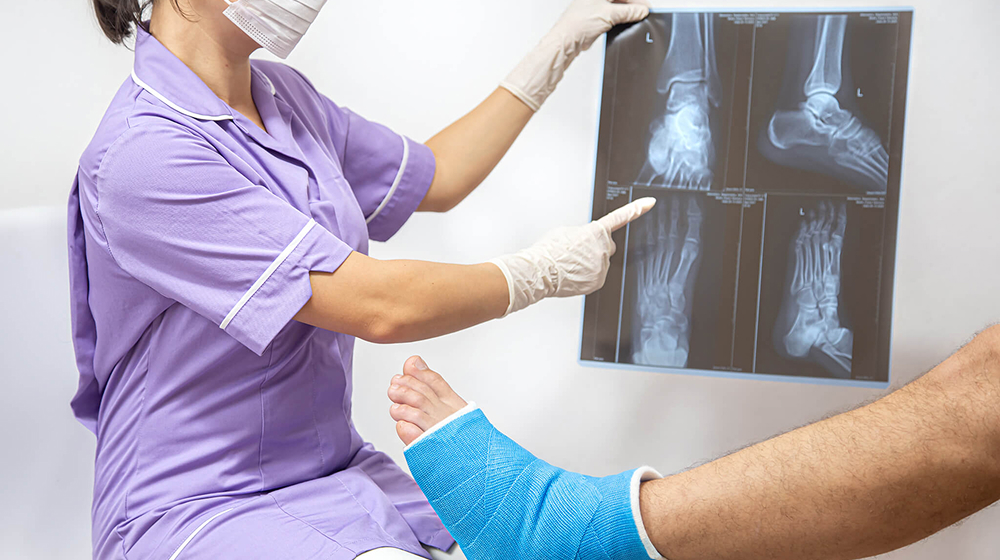 Chronic osteomyelitis: when the bone infection does not respond to antibiotics and surgery