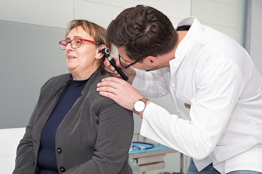 Plötzlicher Hörverlust: Wann kann die hyperbare Therapie helfen und warum ist die Zeit entscheidend?