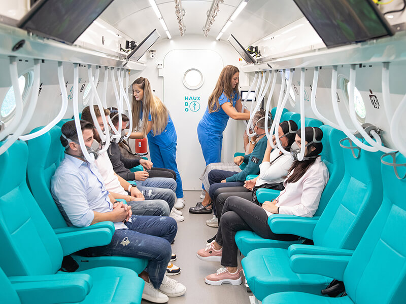 How hyperbaric therapy helps medications work more effectively