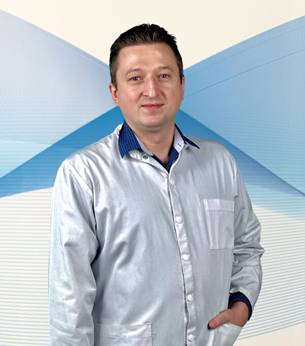 Dr. Luncan Adrian