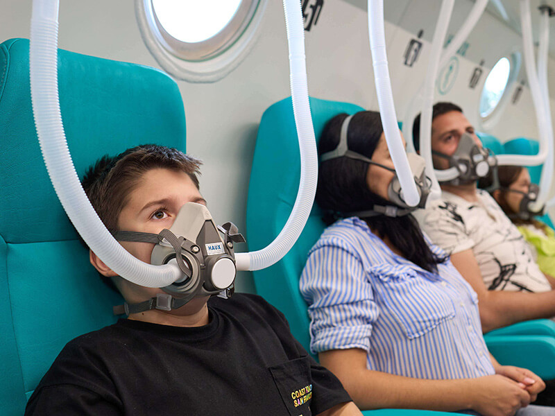How Safe Is Hyperbaric Therapy? Risks and Contraindications.