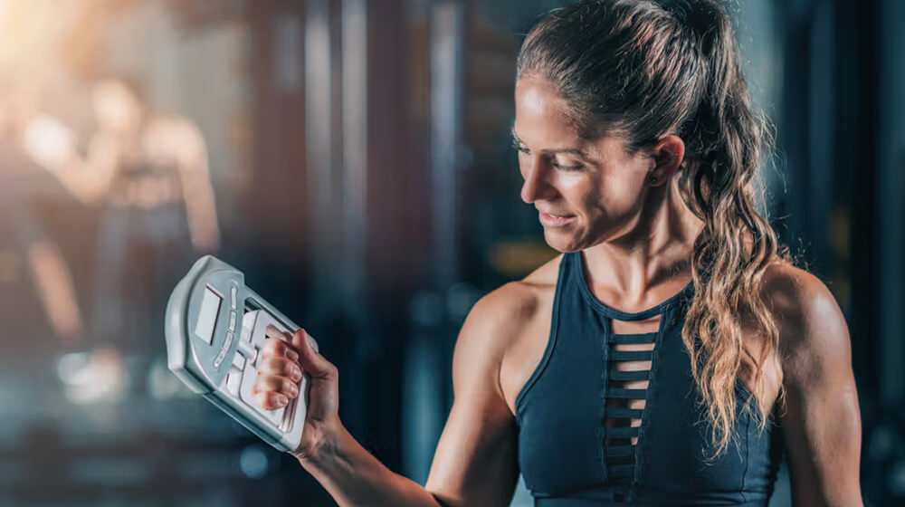 Forza di presa della mano: test semplice per salute, longevità e prevenzione